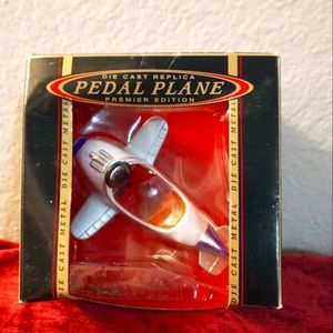 FedEx Diecast Collector Plane
